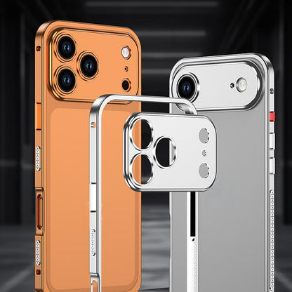 Metallrahmen-iPhone-Hülle mit Wärmeableitung und Seepferdchen-Schnallen-Design