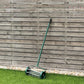 🌿 T-Griff Gartenhacke / Belüfter – Robuster Eisen-Unkrautstecher für Rasen & Beet – Ergonomischer Handvertikutierer mit rutschfestem Griff